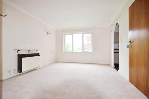 1 bedroom apartment for sale, Felix Road, Felixstowe, Suffolk