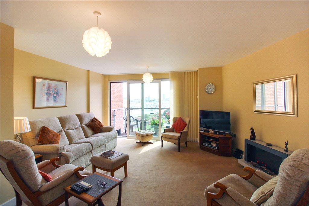 Rope Quays, Gosport, Hampshire 2 bed apartment £270,000