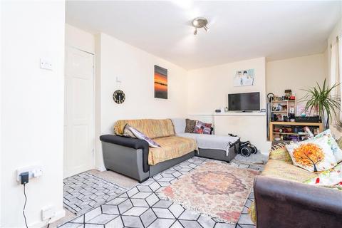 Flat 26, Long House Bush Fair, Harlow, CM18 6NR