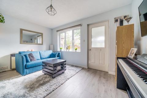 1 bedroom maisonette for sale, Manor Fields, Horsham, West Sussex