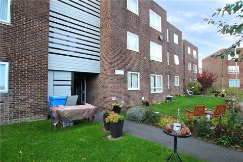 2 bedroom apartment for sale, Hale Close, Ipswich, Suffolk