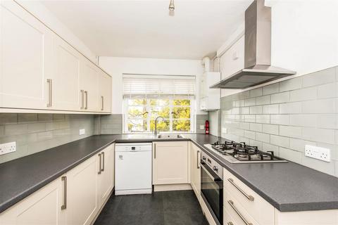 24 Kings Keep, Kingston Upon Thames, KT1 2HP