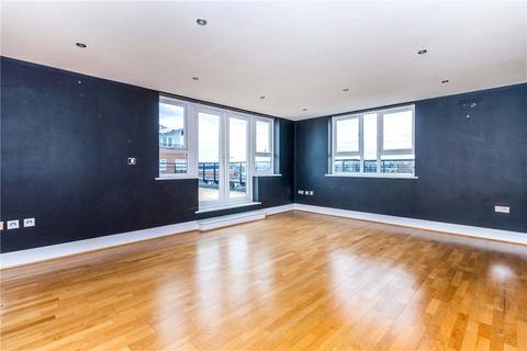 3 bedroom apartment for sale - Royal Quarter, Seven Kings Way KT2