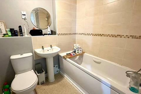 Apartment 2, 3 Brookfield Road, Kings Norton, Birmingham, B30 3QY