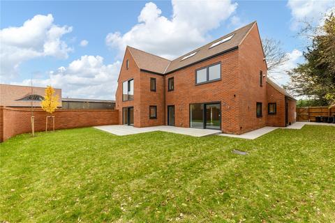 5 bedroom detached house for sale, London Road, Stapleford, Cambridge