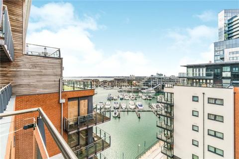 2 bedroom apartment for sale, Channel Way, Ocean Village, Southampton