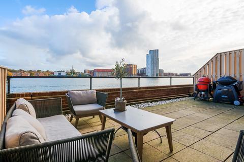 37 Andes Close, Southampton, SO14 3HS
