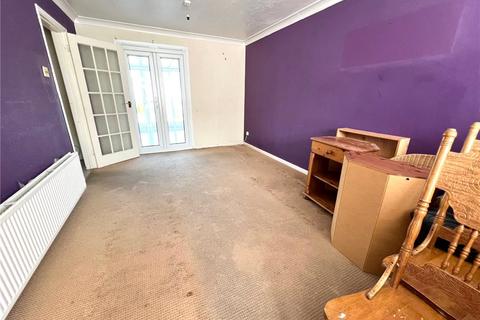 230 Christopher Crescent, Stanley Green, Poole, BH15 3HN
