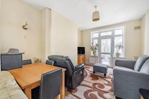 48 Covena Road, Bournemouth, BH6 5LW