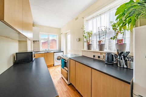48 Covena Road, Bournemouth, BH6 5LW