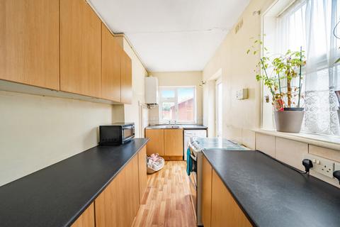 48 Covena Road, Bournemouth, BH6 5LW