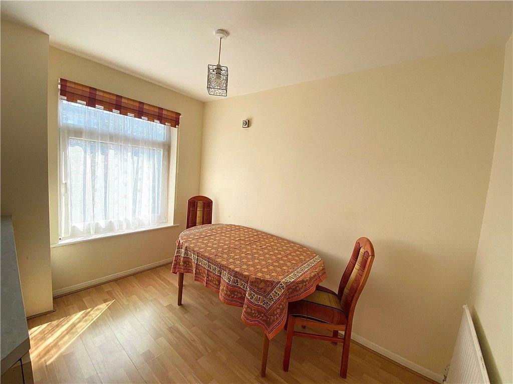 Duncan Road, Southsea, Hampshire 4 bed terraced house for sale £400,000