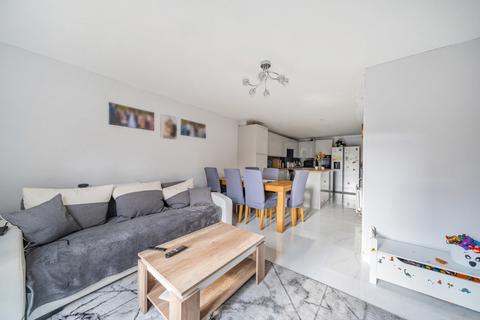 2 Artillery Avenue, Shoeburyness, Southend-on-sea, SS3 8EE