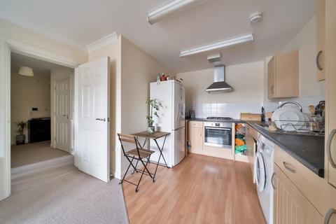 1 bedroom apartment for sale, Oakbank Avenue, Walton-on-Thames, Surrey