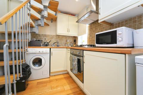 1 bedroom apartment for sale, London Road, Cheltenham, Gloucestershire