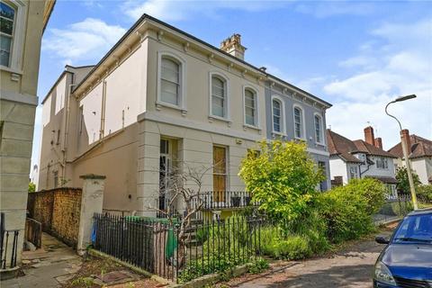 1 bedroom apartment for sale, Sydenham Villas Road, Cheltenham