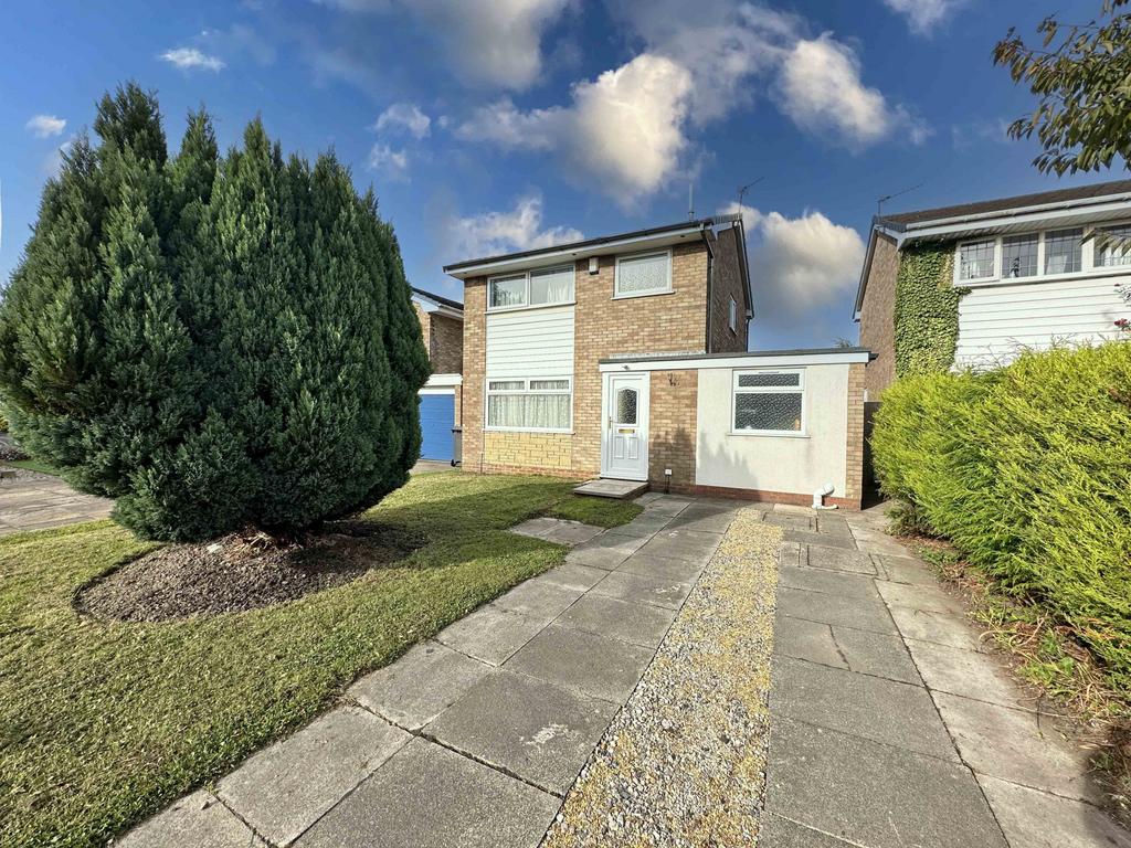 Cherry Wood, Penwortham PR1 3 bed detached house for sale £220,000