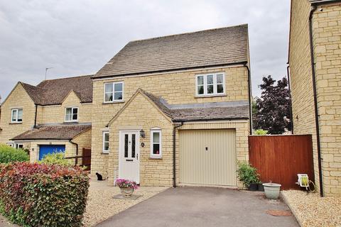 94 Eton Close, Witney, OX28 3GB