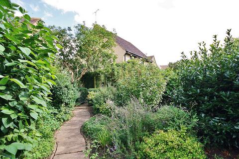 5 Oxlease, Witney, OX28 3QZ