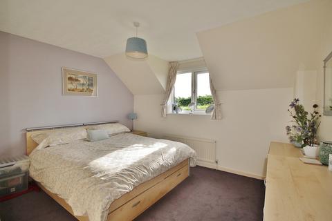 6 Beam Paddock, Bampton, OX18 2BN