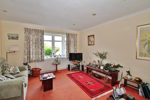 25 Burwell Meadow, Witney, OX28 5JG