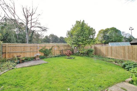 25 Burwell Meadow, Witney, OX28 5JG