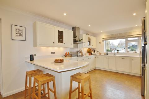 13 Parklands, Freeland, Witney, OX29 8HX