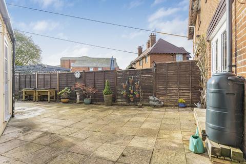 8 Caldecott Road, Abingdon, OX14 5HB