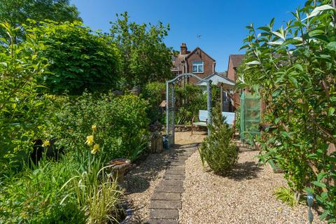 4 bedroom end of terrace house for sale, St. Johns Road, Abingdon, OX14