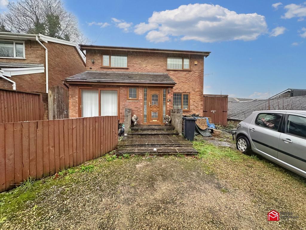 St. Marys Close, Briton Ferry, Neath, Neath Port Talbot. SA11 2JU 4 bed