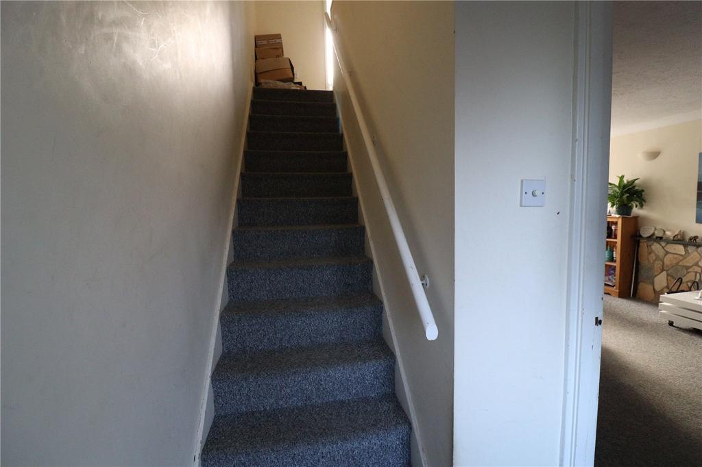 Great Knightleys, Lee Chapel North, Basildon, SS15 2 bed terraced house