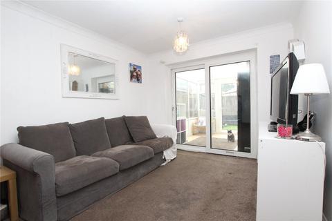 1 Camelot Close, London, SE28 0ES
