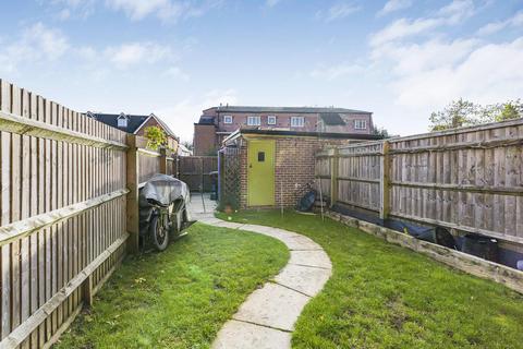 32 Bostock Road, Abingdon, OX14 1DW