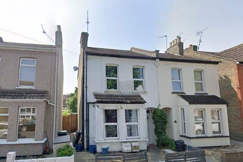 1 bedroom flat to rent - St. Anns Road, Southend-on-Sea, SS2