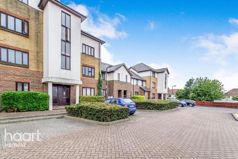 35 Semple Gardens, Chatham, ME4 6QD