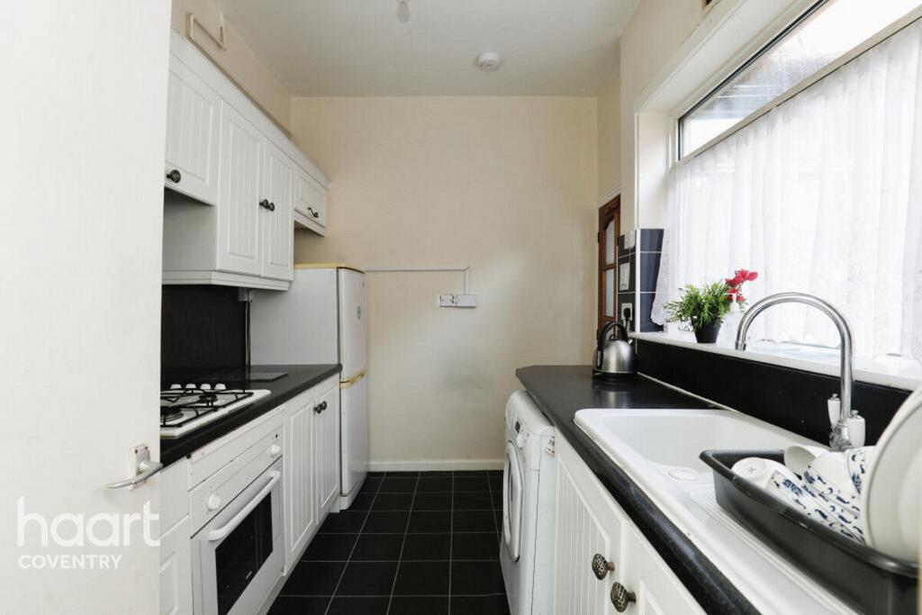 Brays Lane, Coventry 3 bed terraced house for sale £175,000