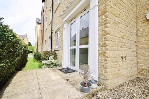 2 bedroom apartment for sale - Priory Mill Lane, Witney, OX28