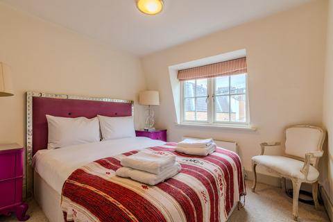 undefined, Dunworth Mews, England, United Kingdom, London W11