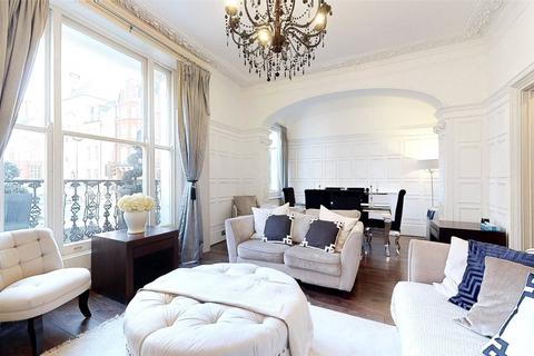 3 bedroom apartment to rent, Walton Street, London, SW3