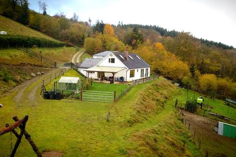 5 bedroom property with land for sale - Carrog, Corwen, LL21