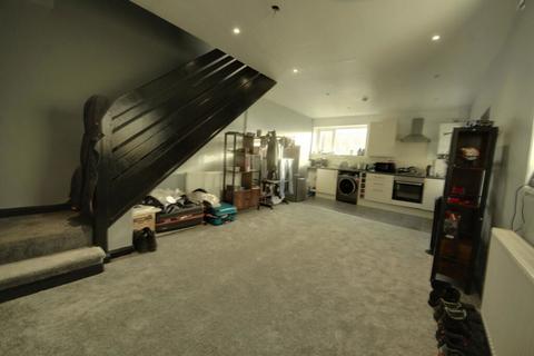 Flat 1, 296 Holton Road, Barry, CF63 4HW