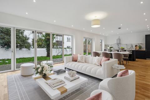 4 bedroom detached house for sale, Barrow Road, London, SW16