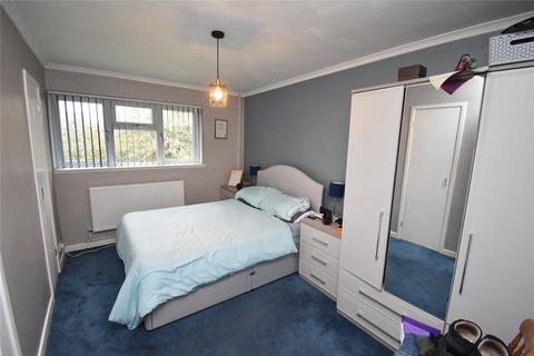 36a Camp Drive, Houghton Regis, Dunstable, LU5 5HE