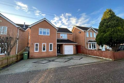 4 bedroom detached house for sale - Defender Drive, Grimsby, Lincolnshire, DN37 9PQ