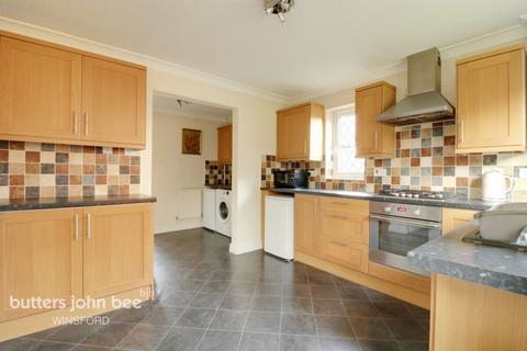 4 bedroom detached house for sale - Acorn Close, Winsford