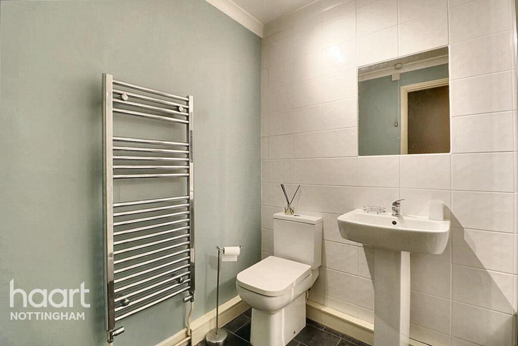 Apartment in Nottingham, Gedling - View 5