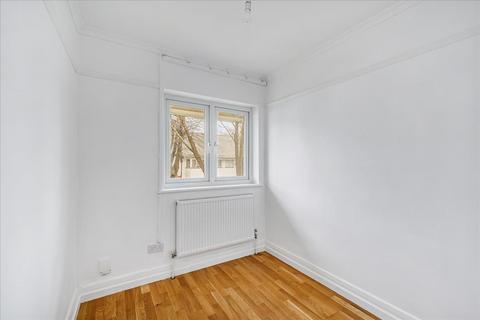 44 Park Drive, London, W3 8NA
