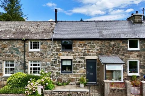 4 Dolserau Terrace, Brithdir, Dolgellau LL40 2SE