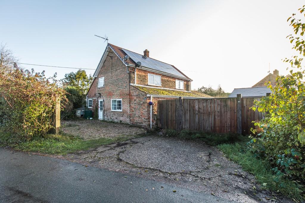 Wiggenhall St. Mary Magdalen 3 bed detached house for sale £375,000