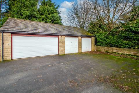 4 bedroom terraced house for sale, Wilshaw Mill Road, Meltham, Holmfirth